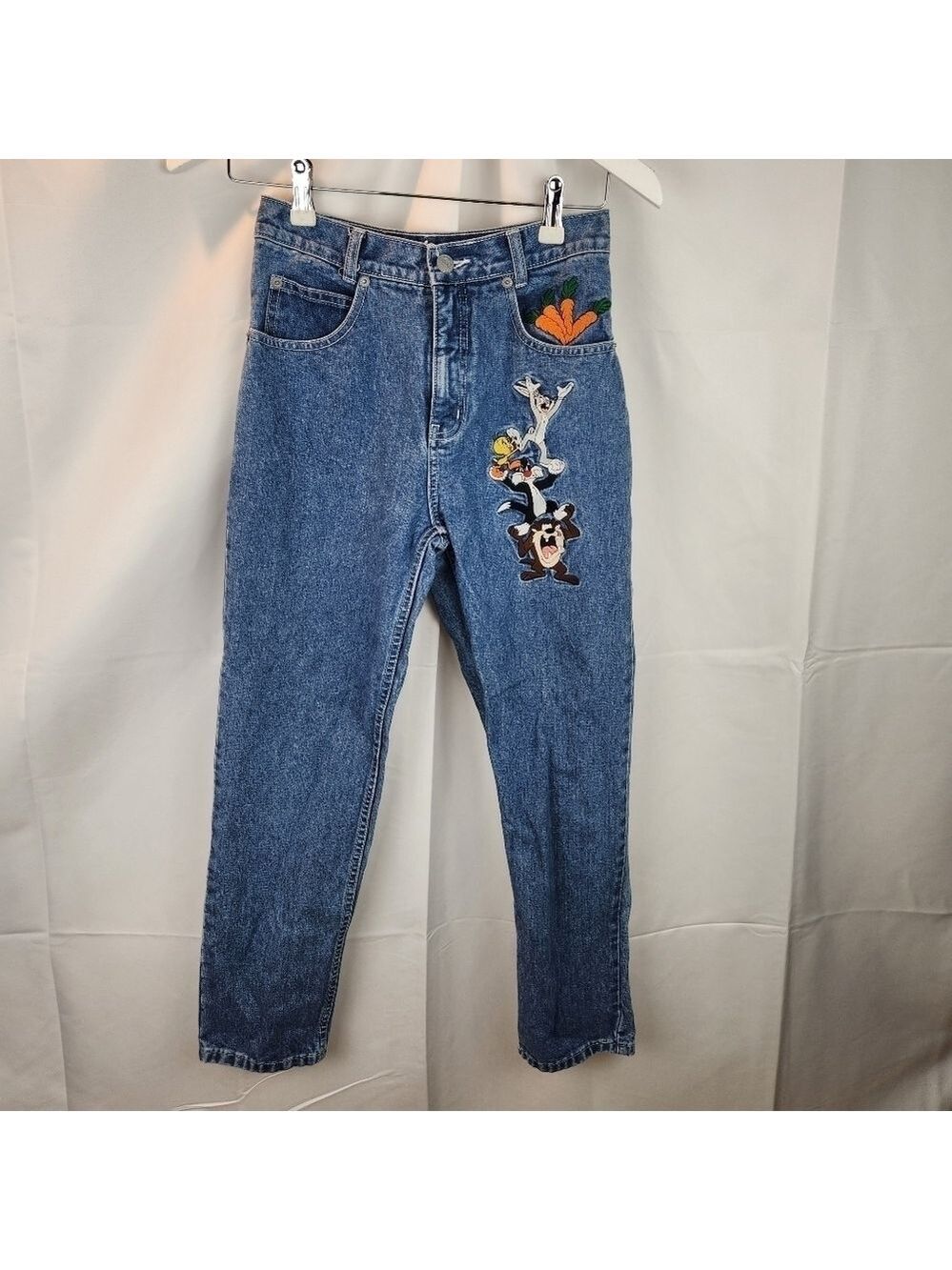 Warner Brothers embroidered vintage jeans size 12 in EUC